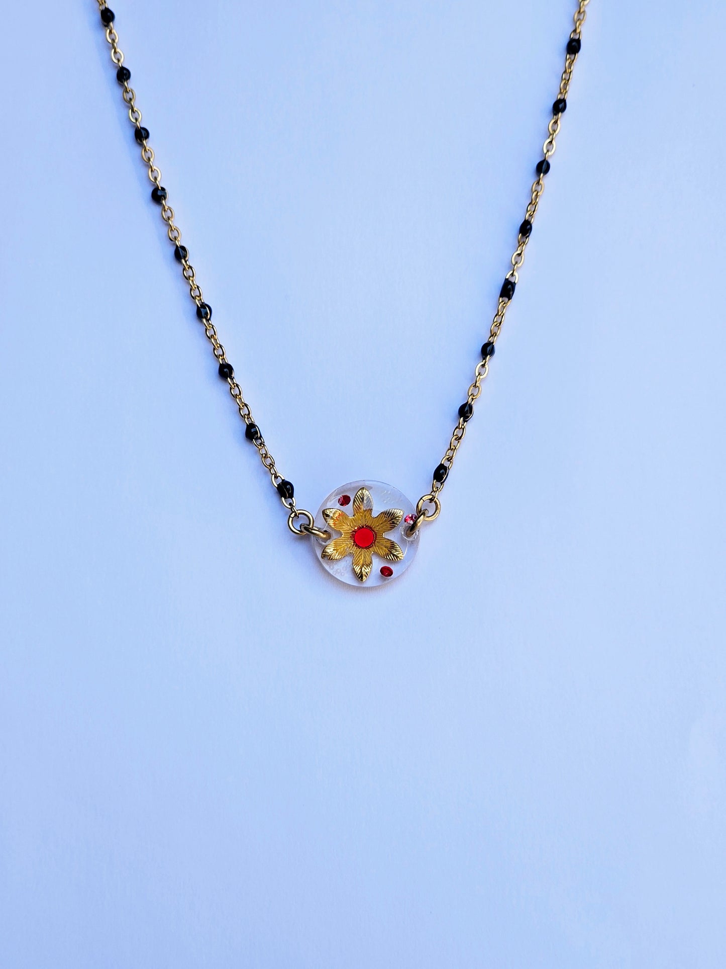 Collier Lorna